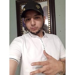 Meet your Posher, Misael